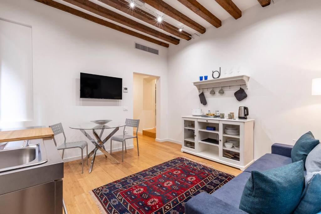 Apartamento Loft San Stae 18.27 *